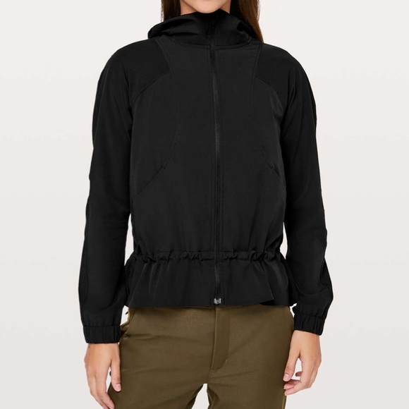 lululemon athletica Jackets & Blazers - LULULEMON black pack it up jacket